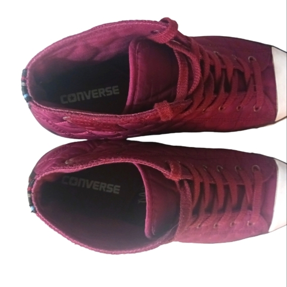 Converse Chuck Taylor Quilted Burgundy High Tops Men's size 8.5 - Picture 6 of 11